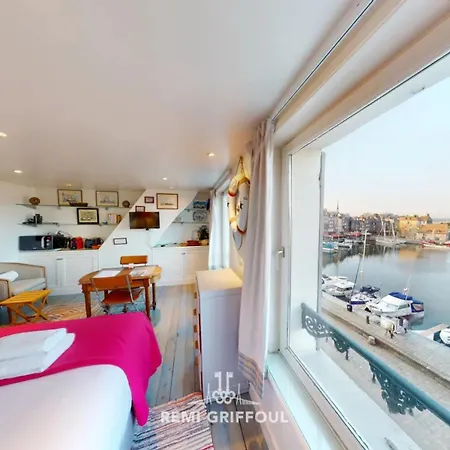 Appartement Racing The Wind Breathtaking Port View 2 Pers